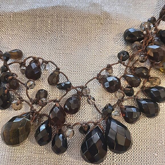 Cut Glass Necklace   - Picture 3 of 10